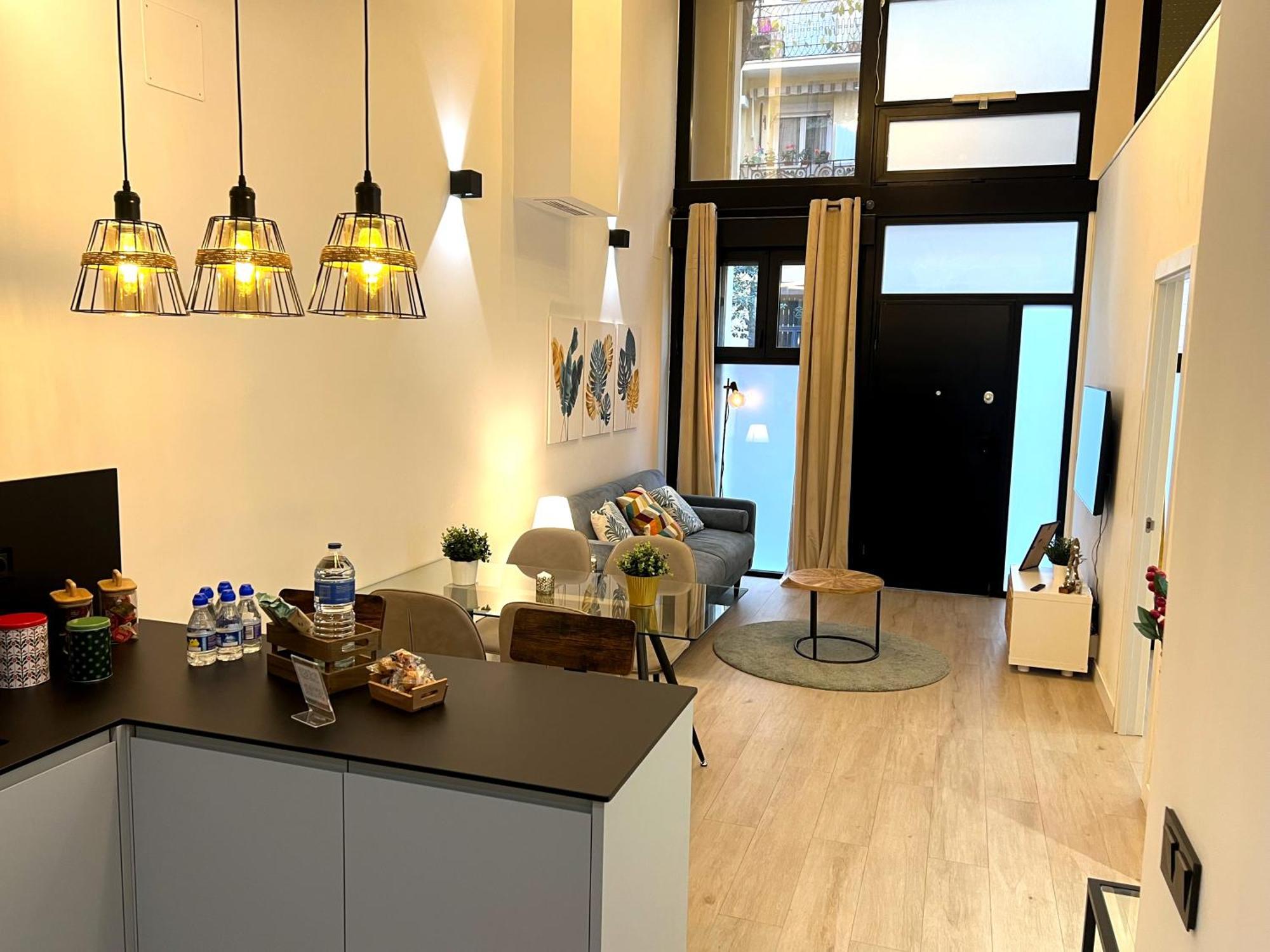 Ferienwohnung Duplex Moderno Y Acogedor Junto A Atocha Madrid Exterior foto