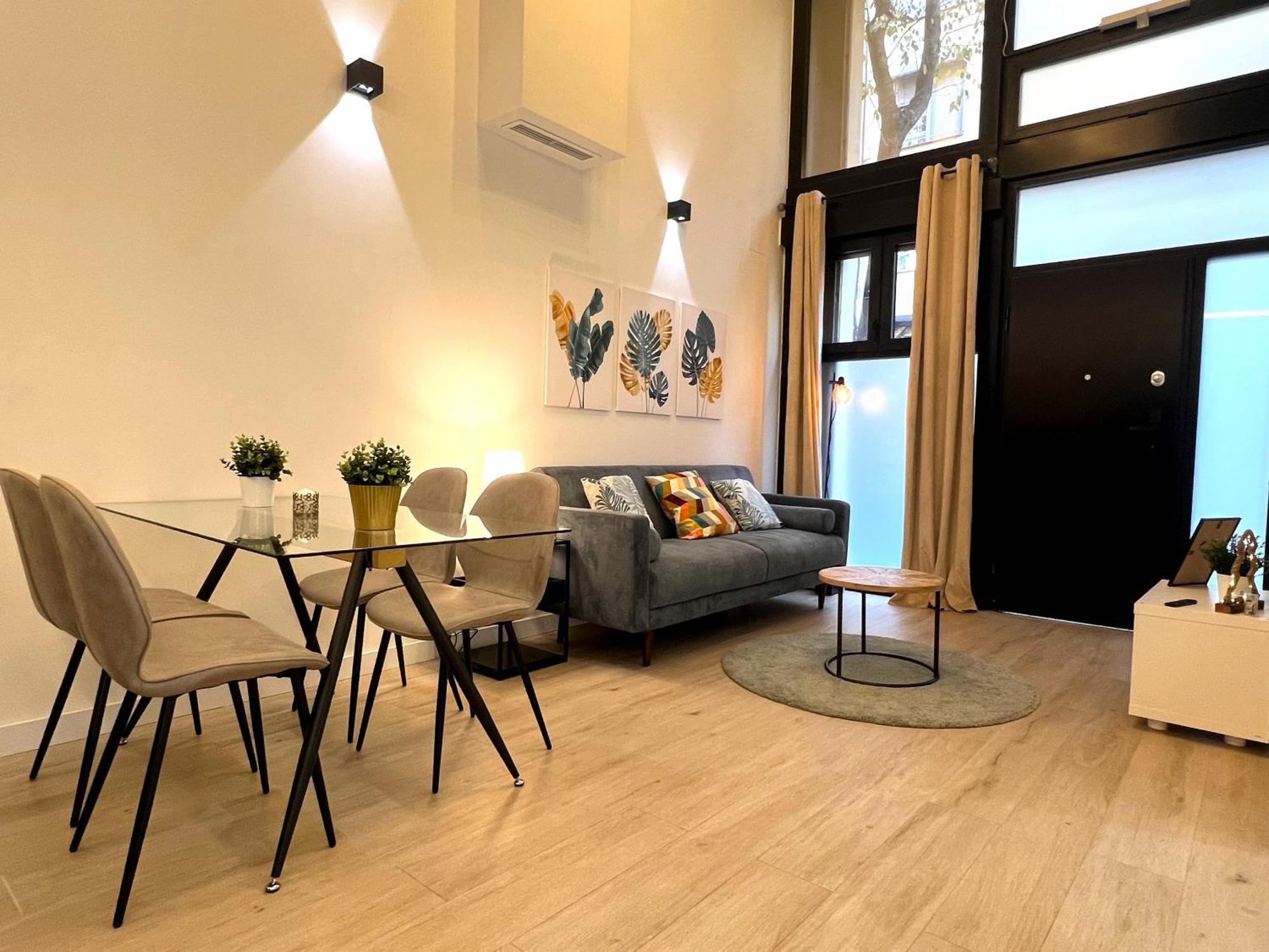 Ferienwohnung Duplex Moderno Y Acogedor Junto A Atocha Madrid Exterior foto