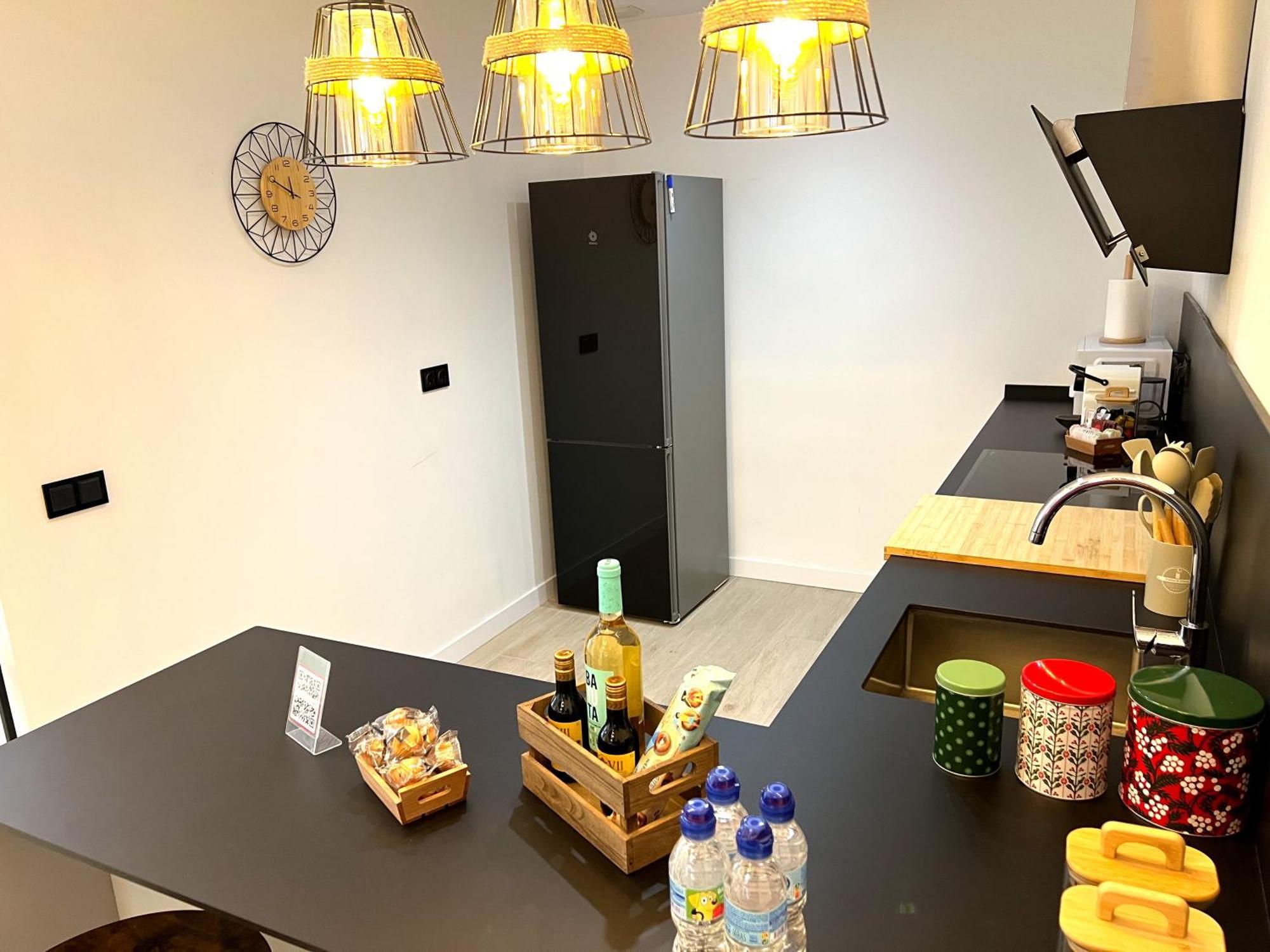 Ferienwohnung Duplex Moderno Y Acogedor Junto A Atocha Madrid Exterior foto