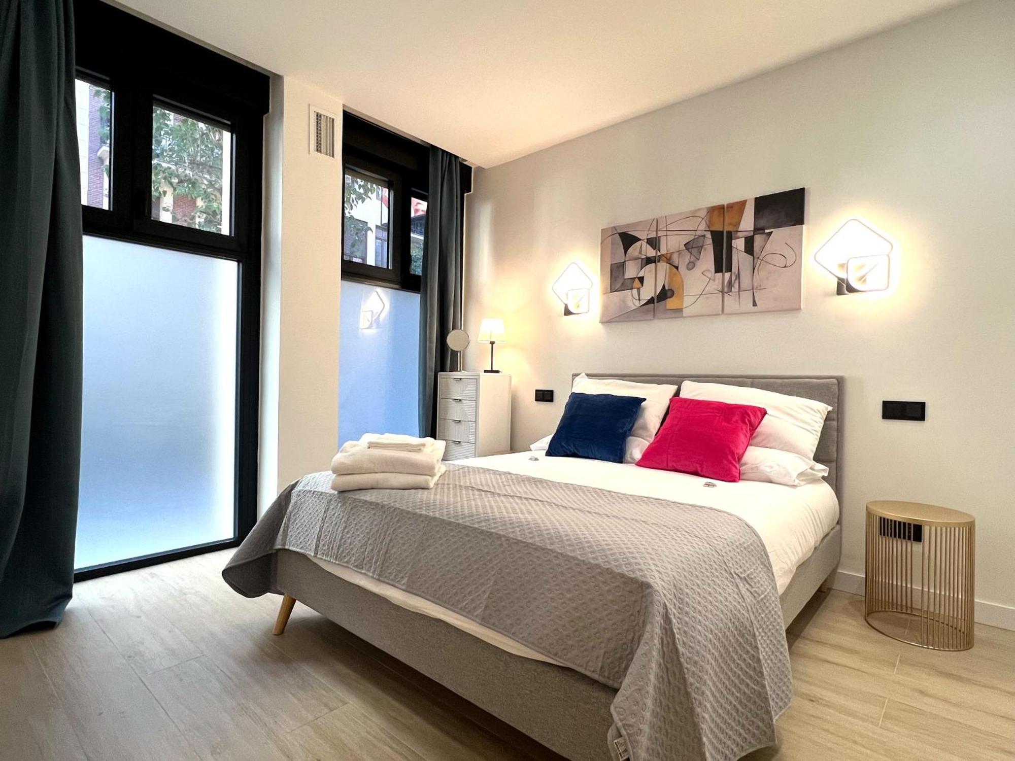 Ferienwohnung Duplex Moderno Y Acogedor Junto A Atocha Madrid Exterior foto