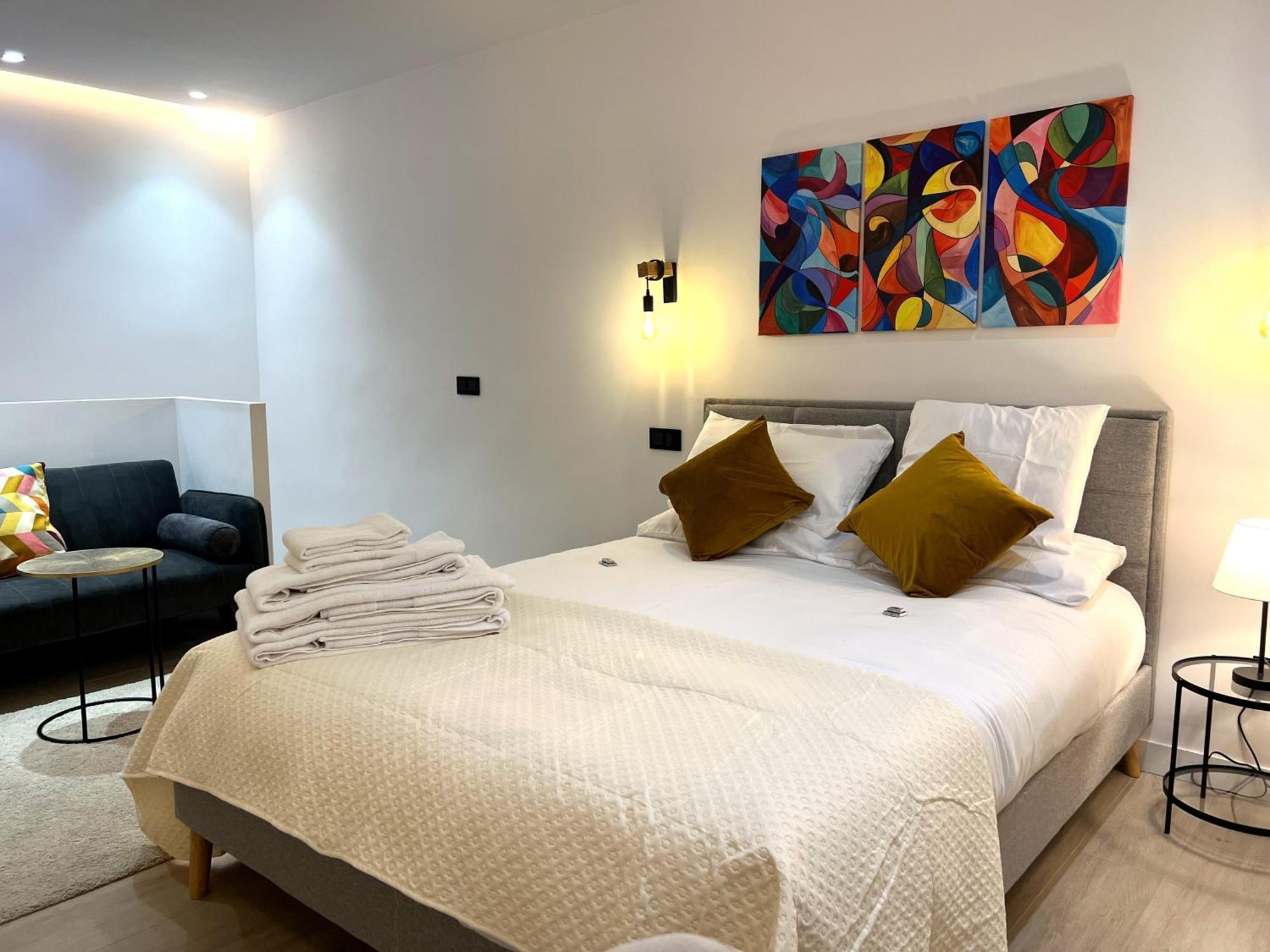 Ferienwohnung Duplex Moderno Y Acogedor Junto A Atocha Madrid Exterior foto