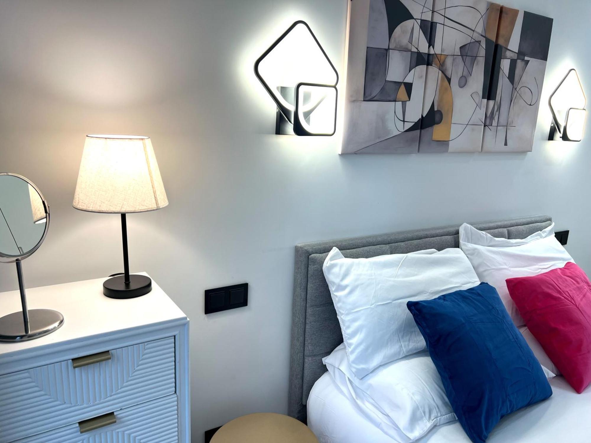 Ferienwohnung Duplex Moderno Y Acogedor Junto A Atocha Madrid Exterior foto